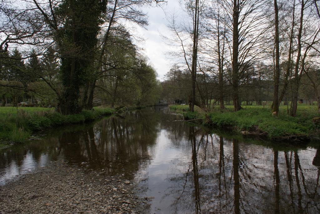 Le Gite De L Ourthe Ortheuville Екстериор снимка